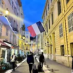 Studio Au Coeur Du Vieux Nice - Vue Mer Et Clocher