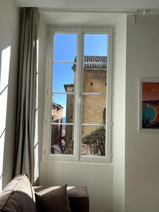 Au Coeur Du Vieux - Vue Et Clocher *